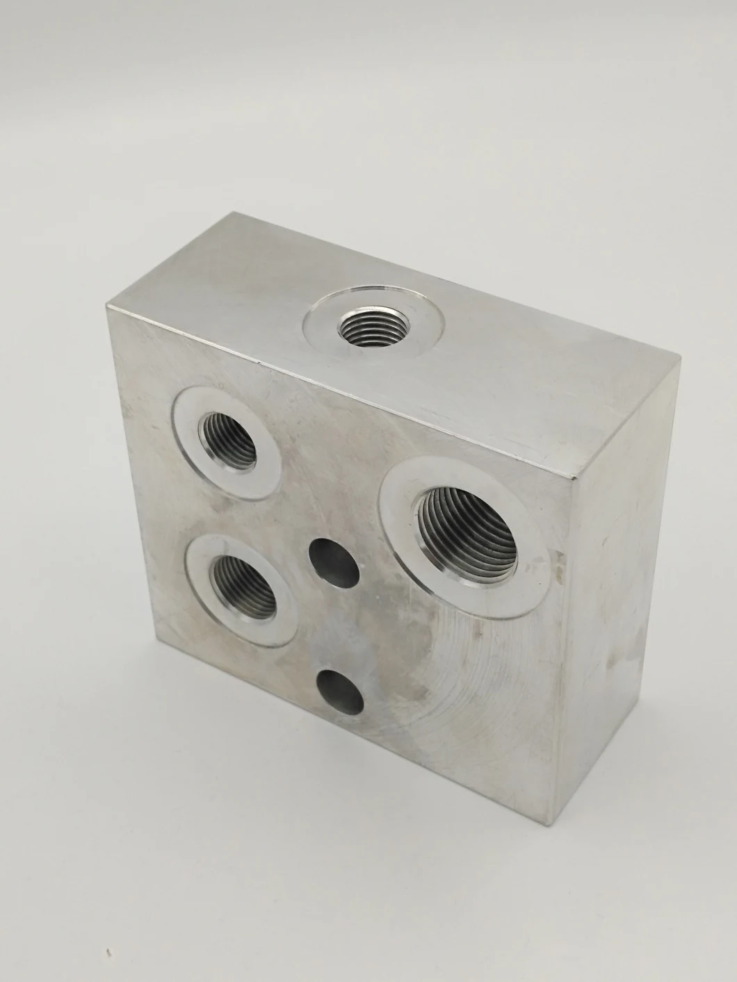 Cheap CNC Aluminum Valve Body Milling Machining Parts Metal Part